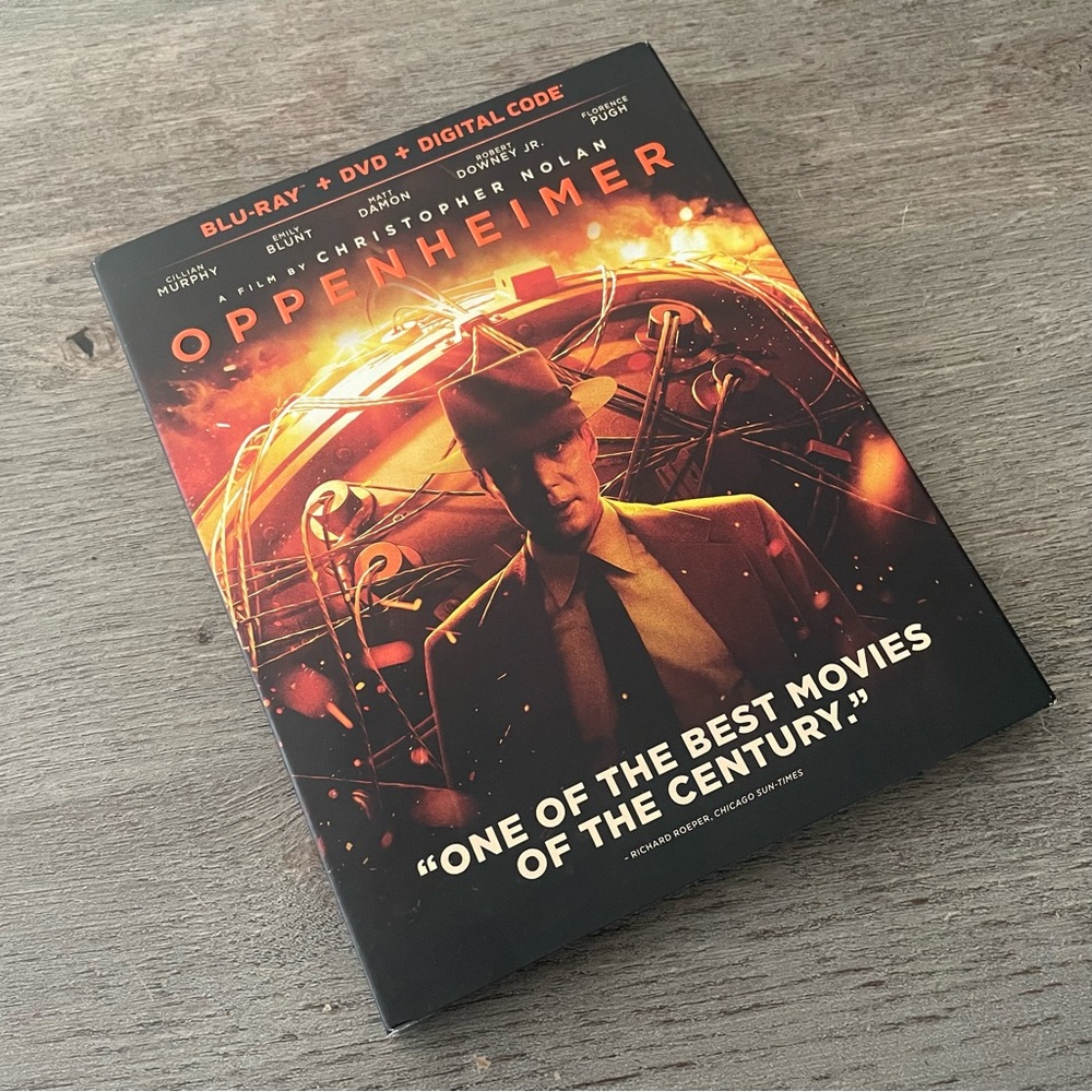 Oppenheimer Blu-ray + DVD Combo
